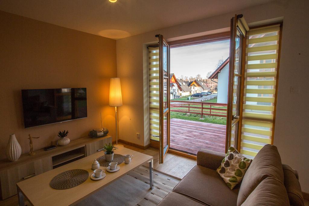 "Rodzinny Apartament Pod Sniezka 2" Na Osiedlu "Apartamenty Pod Sniezka" Karpacz Bilik gambar